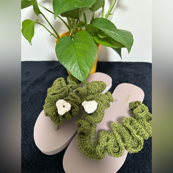 Fancy Flip Flops - Picture 5 of 5